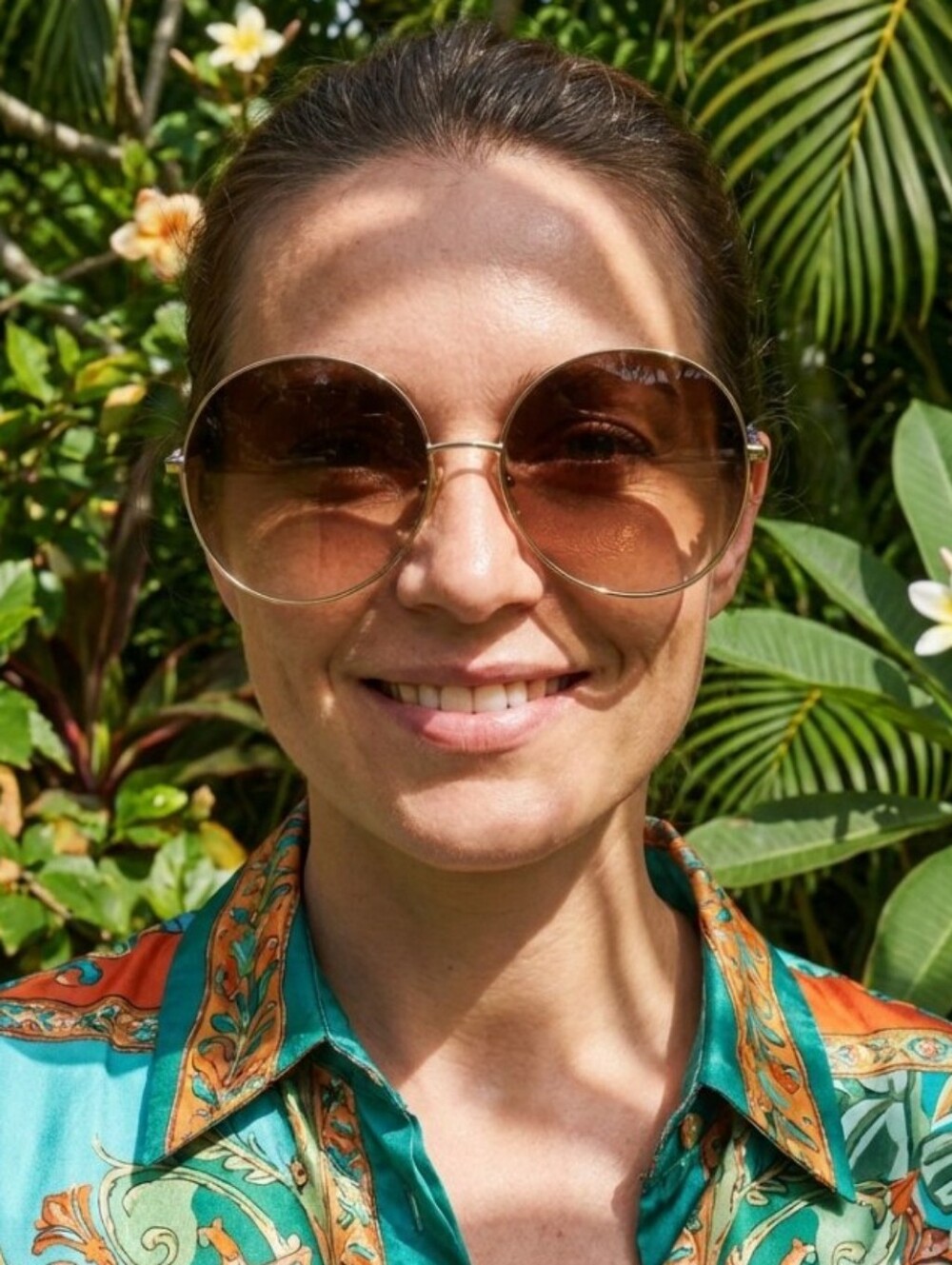 ☀️Chloe Round Gold Sunglasses